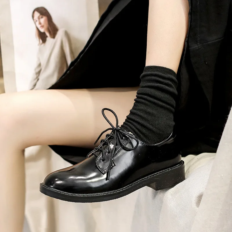 Туфли оксфорды женские на шнуровке резиновая прорезиненная обувь лоферы