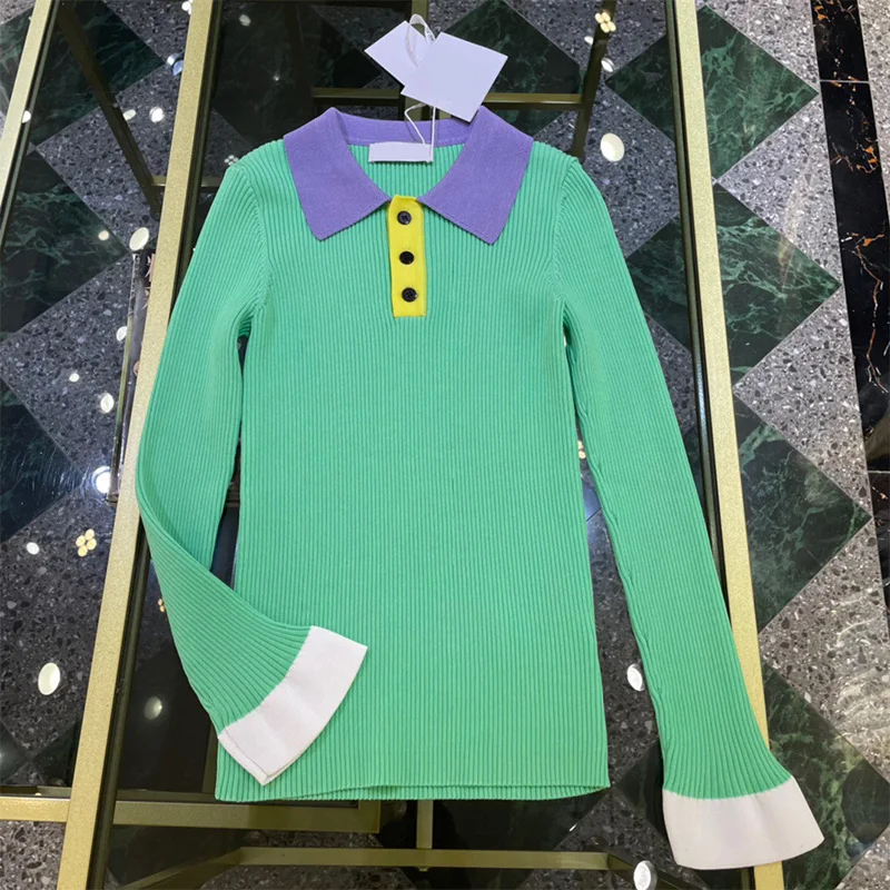 

Женский трикотажный топ с V-образным вырезом и длинным рукавом