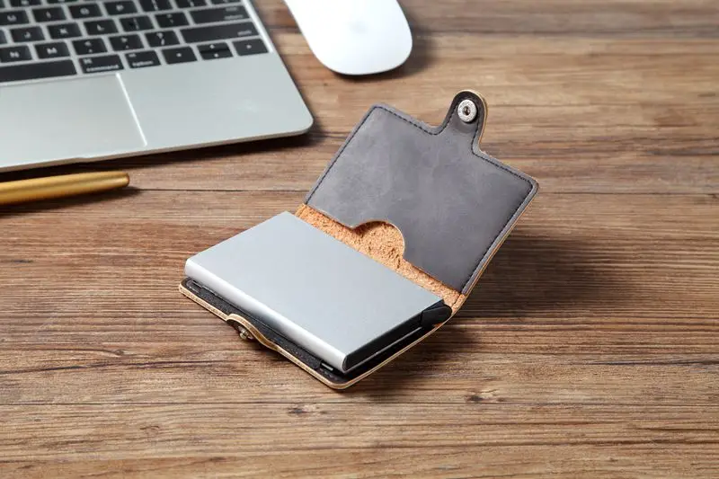 Мужской кошелек металлический держатель для Карт RFID алюминиевый сплав держатель для кредитных карт wo мужской кожаный кошелек Противоугонная Автоматическая открытка-раскладушка кошелек