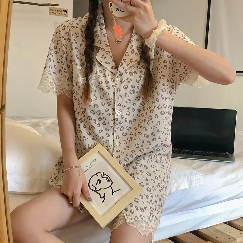 

Summer Sexy Leopard Print Women Sweet Short Sleeve Ins College Pajamas Set Girl Casual Loose Turn-down Collar Homewear Sleepwear