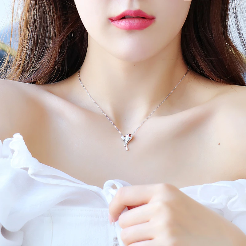 

Korean fashion creative new heart set with red zircon pendant necklace3