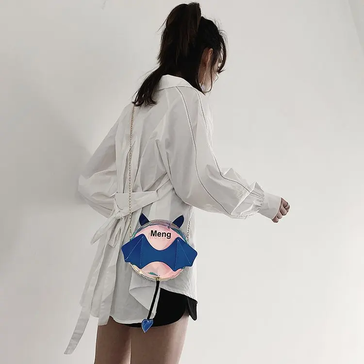 Летучая мышь сумка с монстром 2019 новая Наклонная Сумка Корейская версия белая