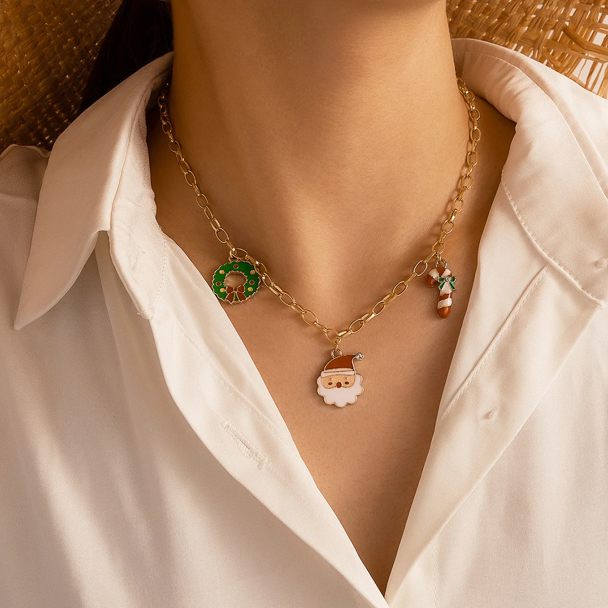 

Christmas Series Necklace For Women Snowman Socks Pendant Short Clavicle Chain Simple Temperament 2021 Fashion Festival Jewelry