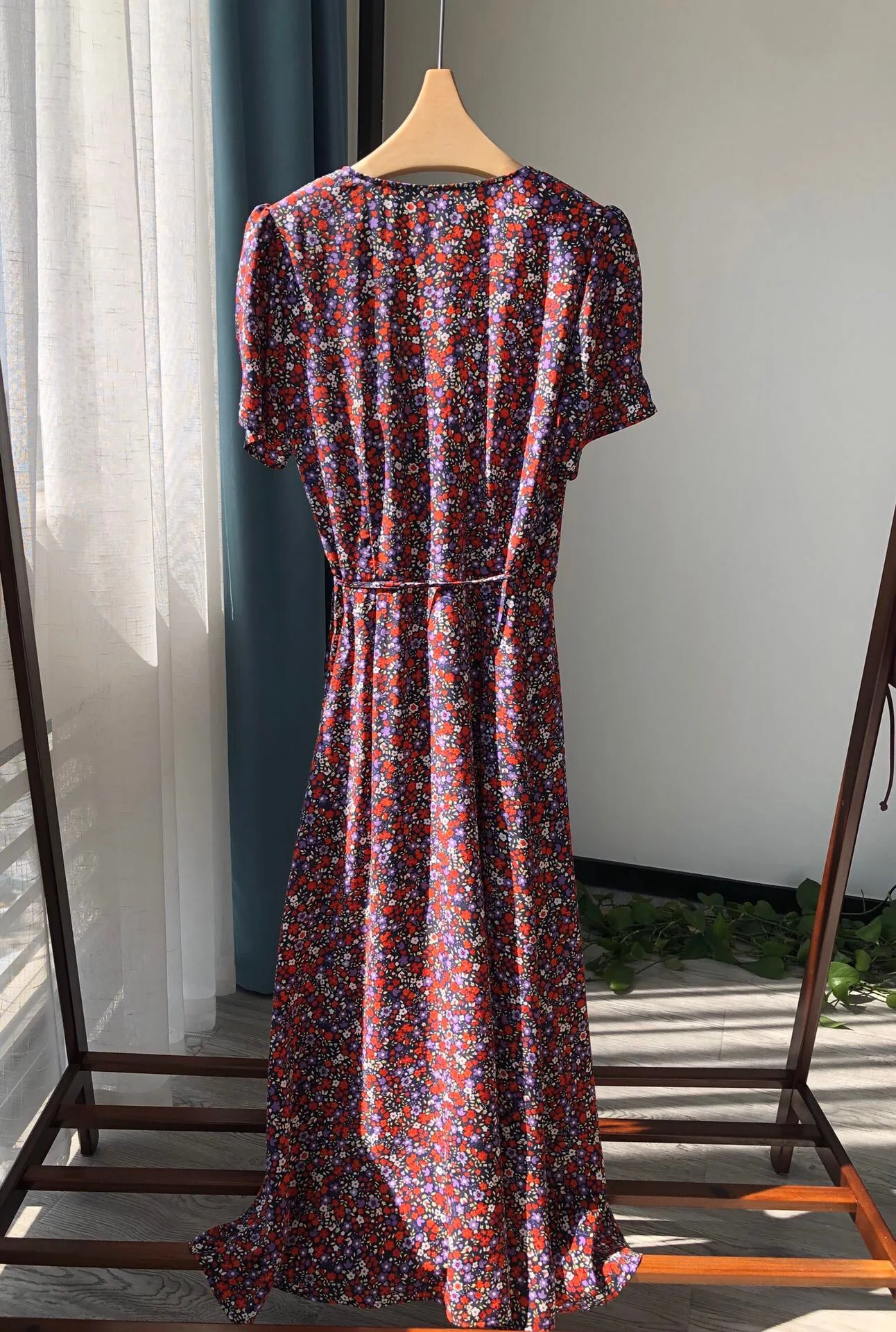 

100% Silk High Quality Women Fashion Summer Sexy Vintage Elegant Print Wrap V-Neck Midi Short-Sleeved Dress