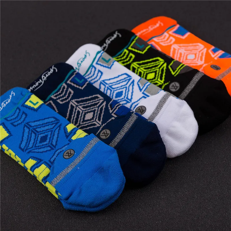 

Sports Running Cycling Socks Anti-sweat for Men Short Tube Breathable Anti-slip Socks Outdoor Training Racing Ankle Boat Sock