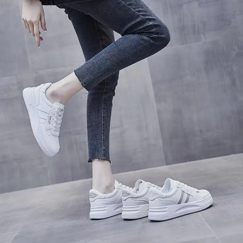 

2021 new white shoes student flat shoes casual shoes all-match trend fashion sports women's shoes