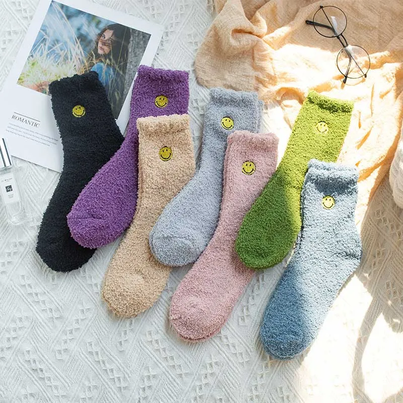 

[HEPOSCKONE]2019 New Product Autumn Winter Coral Fleece Embroidery Smiling Face Cute Socks Pure Color Thick Soft Women Socks