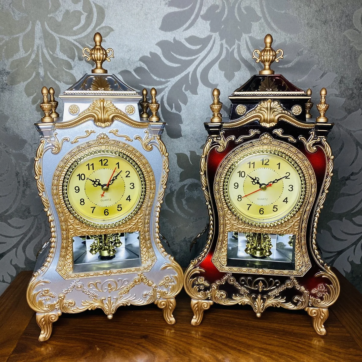 

Classic Table clock retro ornaments TV wine cabinet clock sitting mute Clock Home decoration