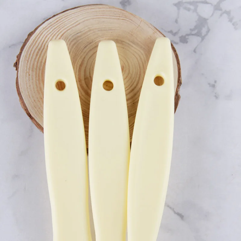 

Multifunction Oil Brushes Portable Plastic Handle Brushes Food Grade Cake Breads Cooking Brush Kitchen Accessories BBQ Tools