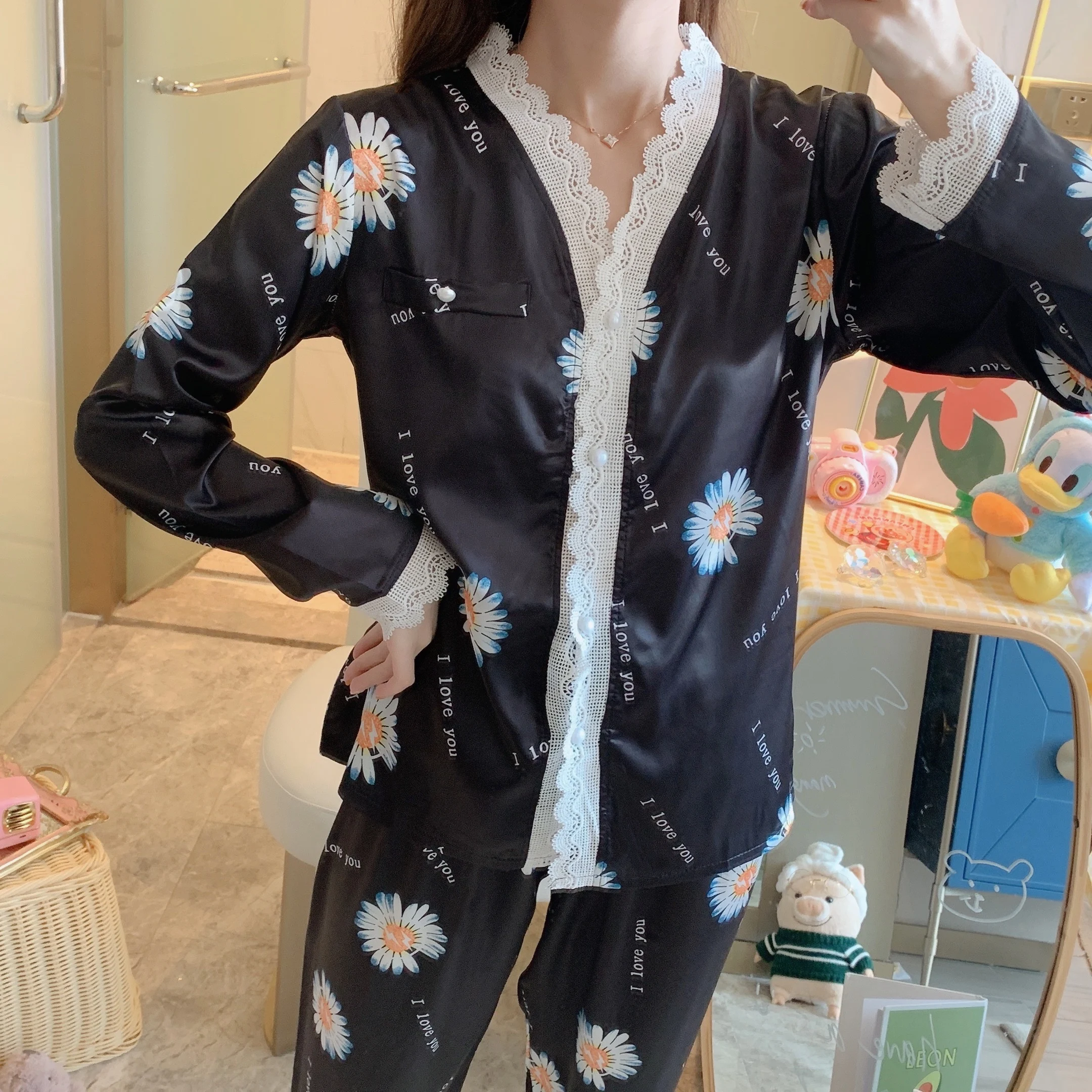 

2020 Autumn Silk Satin Print V-neck Long Sleeve Pajama Sets Women Sweet Lace Sleepwear Pyjama Homewear Pijama Mujer Home Clothes