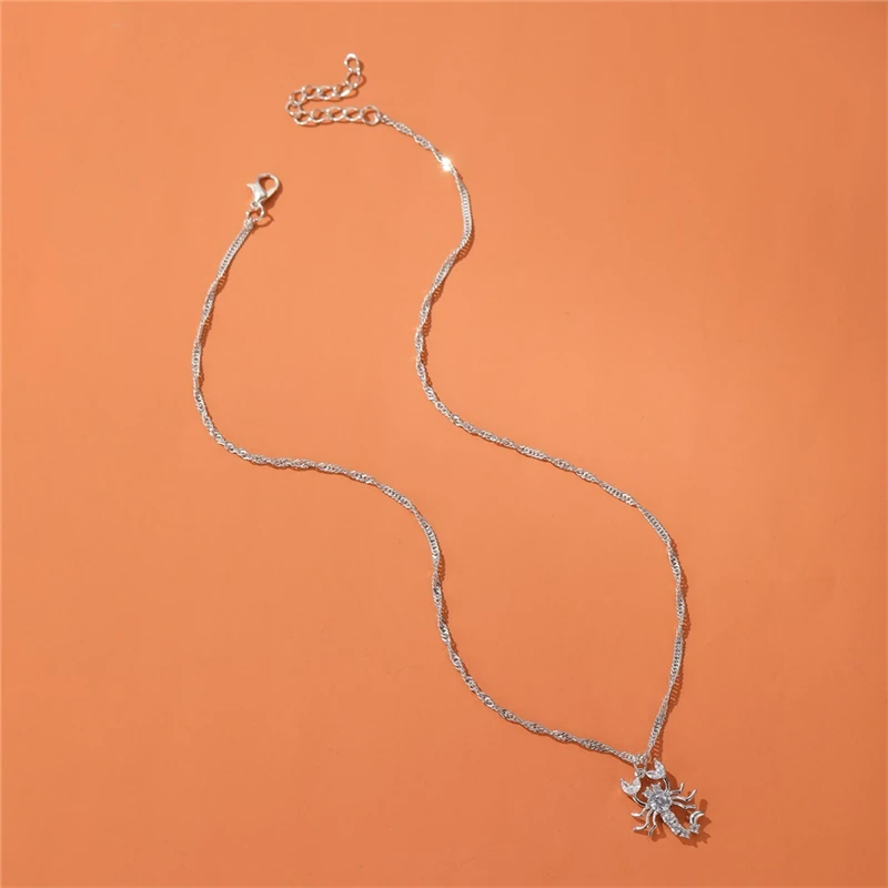 Женское модное ожерелье в виде скорпиона цепочка до ключиц с инкрустацией из