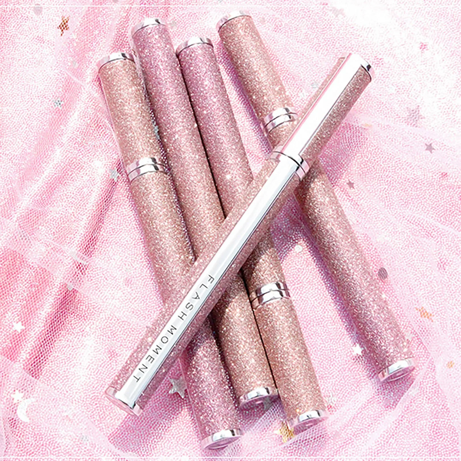 Жидкая подводка для глаз flashinstant быстросохнущая с ярким небом стойкая