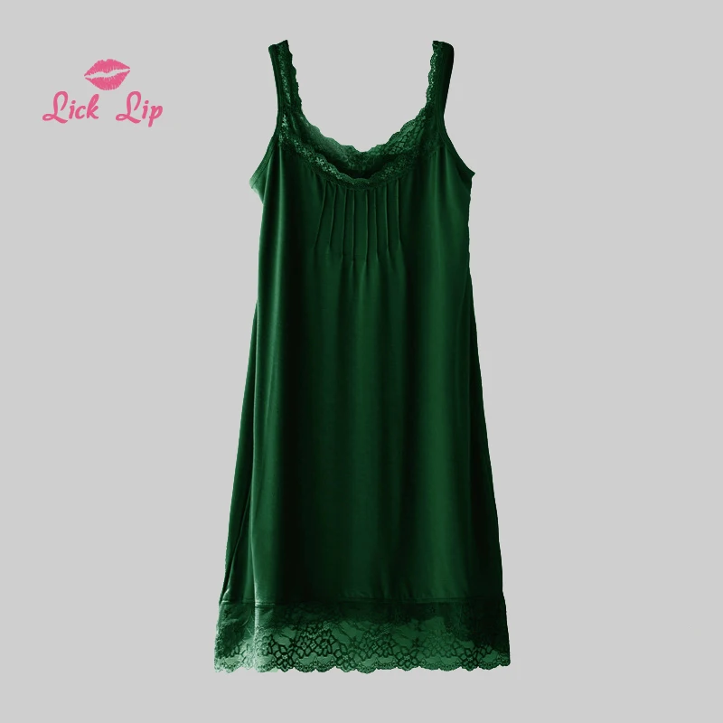 Женская кружевная ночная рубашка средней длины на бретельках | одежда