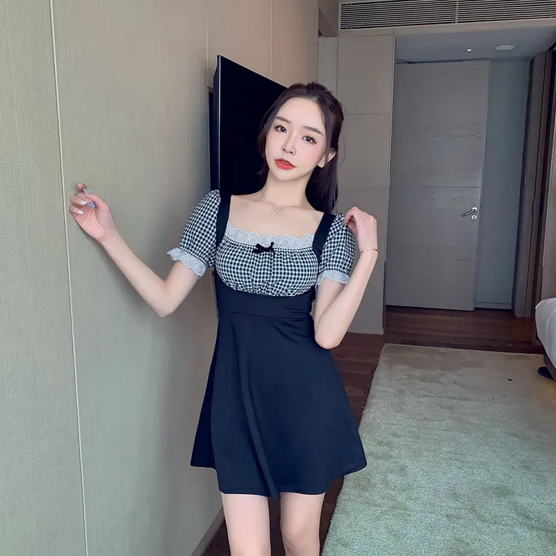 

Sexy dress French style 2021 new nightclub temperament was thin, covering belly temperament short skirt deep v zipper free