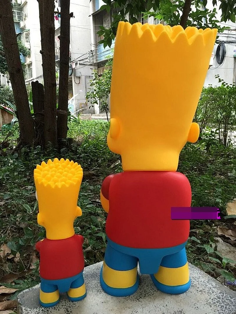 

The QEE Bear Bricks Action Figures Cartoon Blocks Bear Dolls PVC Street Art Collectible Models Toys