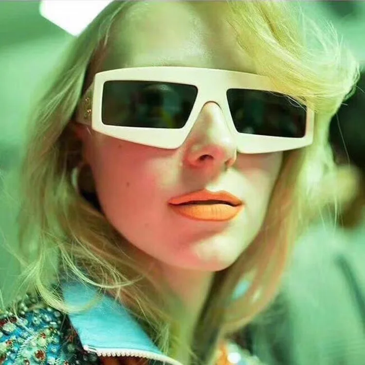

Autumn Thick Frame Oversized One-Piece Sunglasses Women Men 2021 Newest Trend Personality Brand Design Sun Glasses Female Goggle