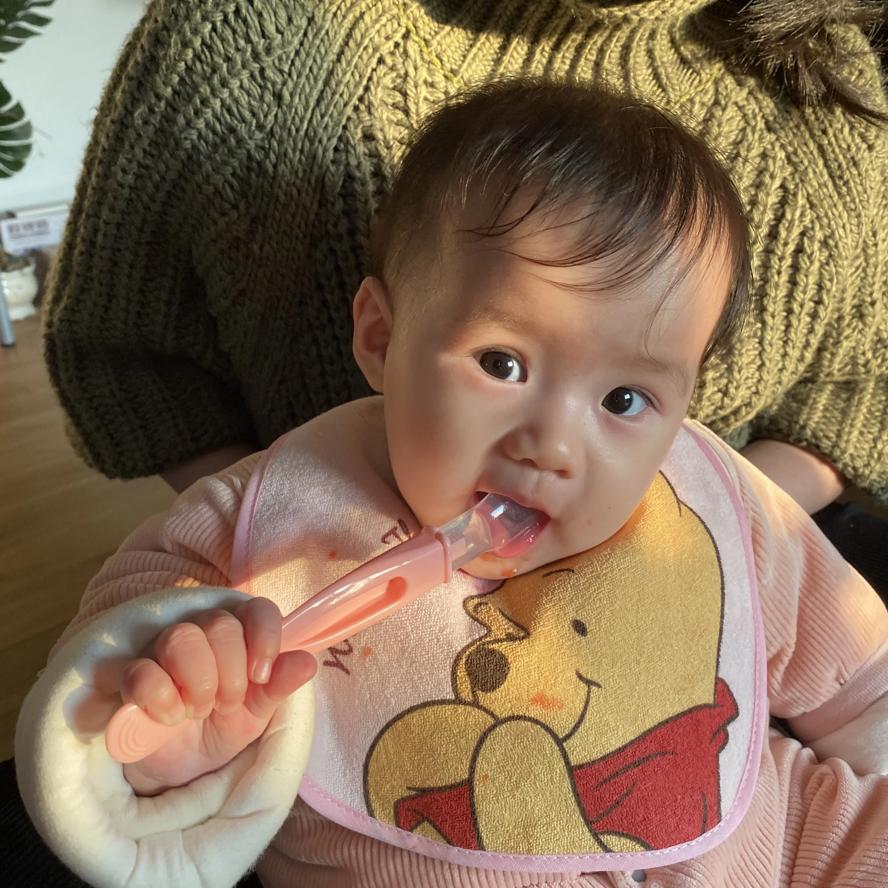 Безопасная пластиковая детская ложка + вилка цветная противоскользящая ручка