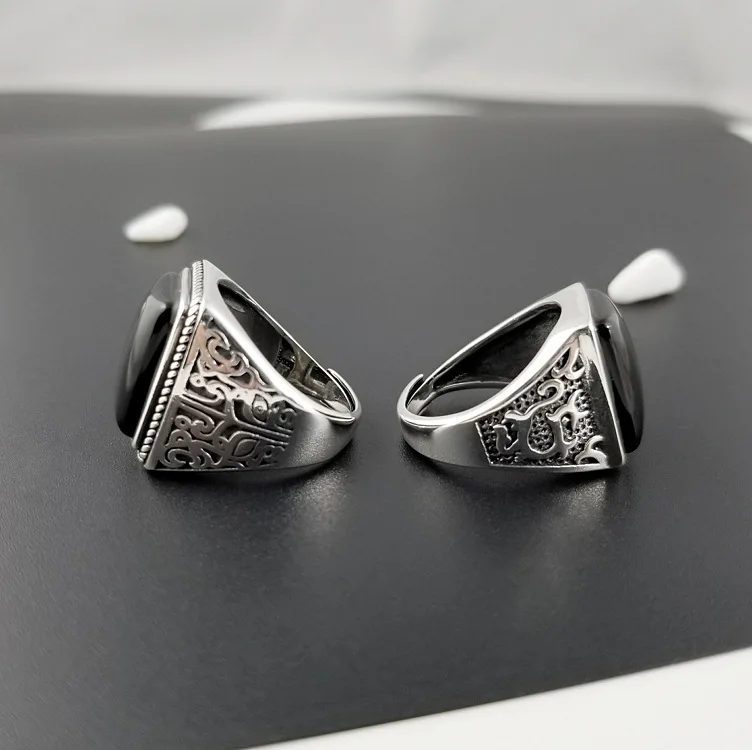 Мужское кольцо из серебра 925 пробы с ониксом и натуральным камнем | Украшения