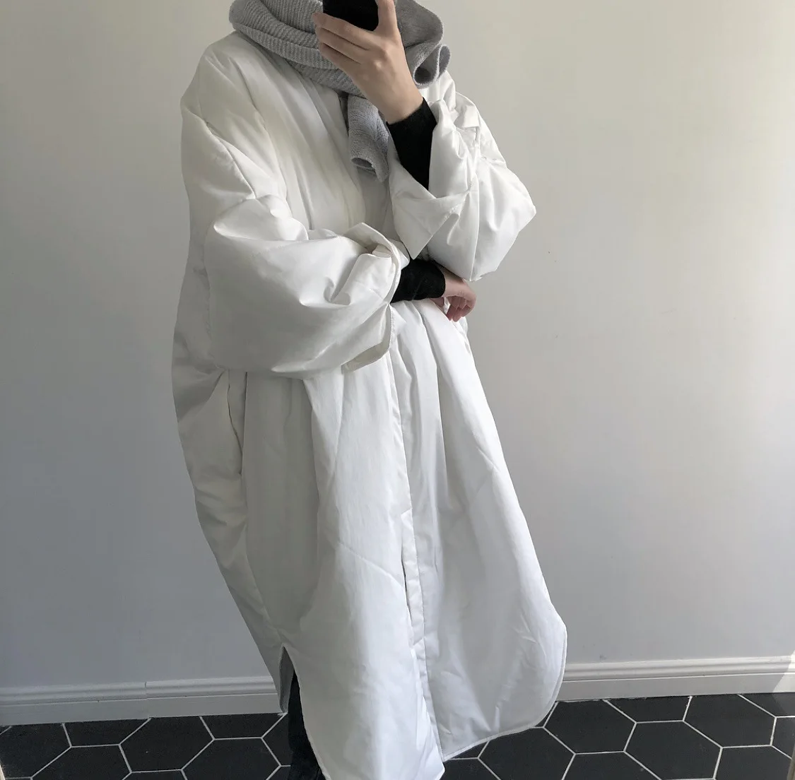 

2021 New Style Autumn Winter Fashion Temperament V-neck Wide Loose Thick Cotton Mid-length Coat Female Trend