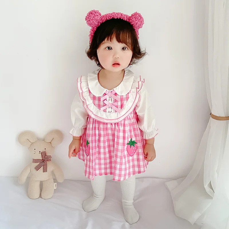 

2021 New Newborn Girls Strawberry Dress Plaid Pink Red Cute Infant One Piece Dresses Children Kids Cotton Linen Embroidery Frock