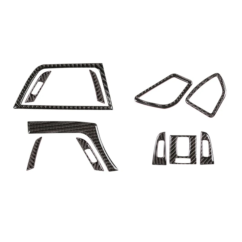 Отделка салона автомобиля из натурального углеродного волокна