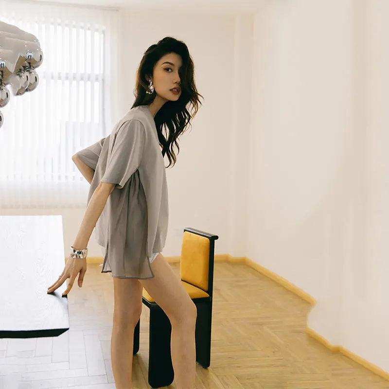 

XITAO Solid Color Casual T-shirt Ladies Loose Fashion V-neck Simple 2021 Summer New Style All-match Thin and Light Top WMD0607