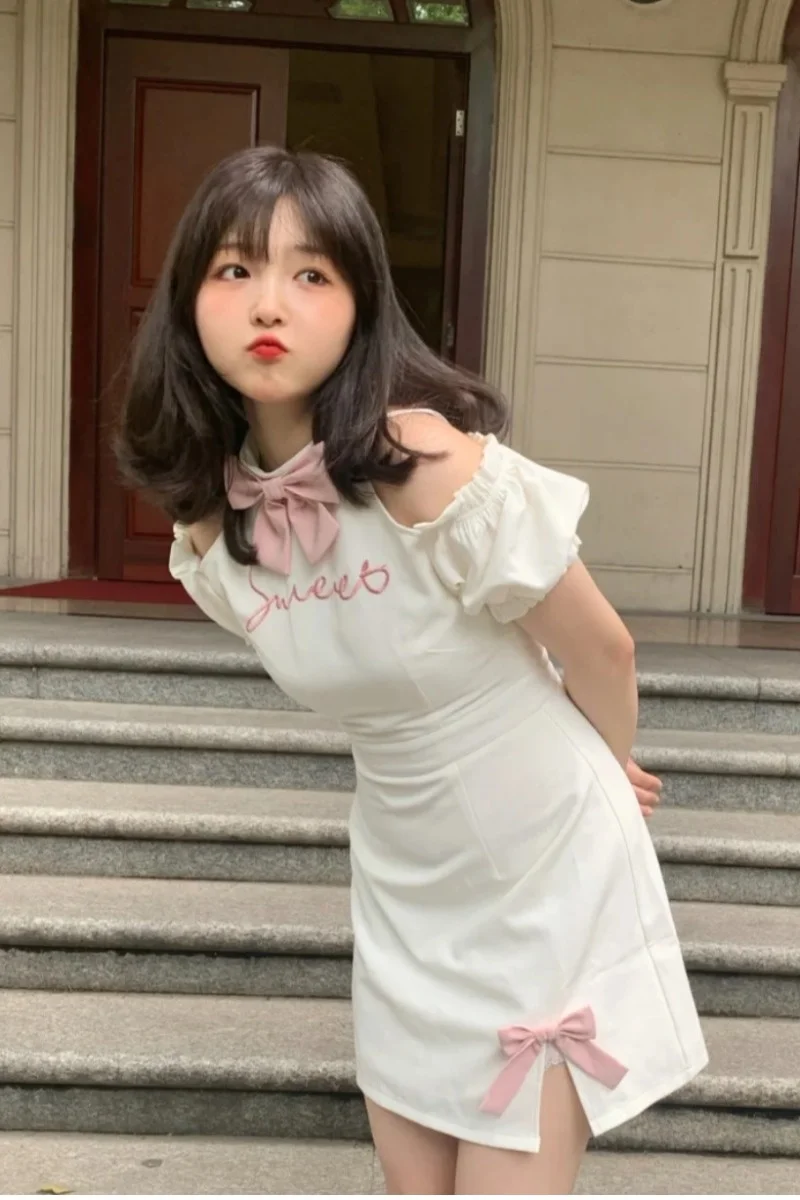 Красивое Летнее приталенное платье с бантом | Женская одежда