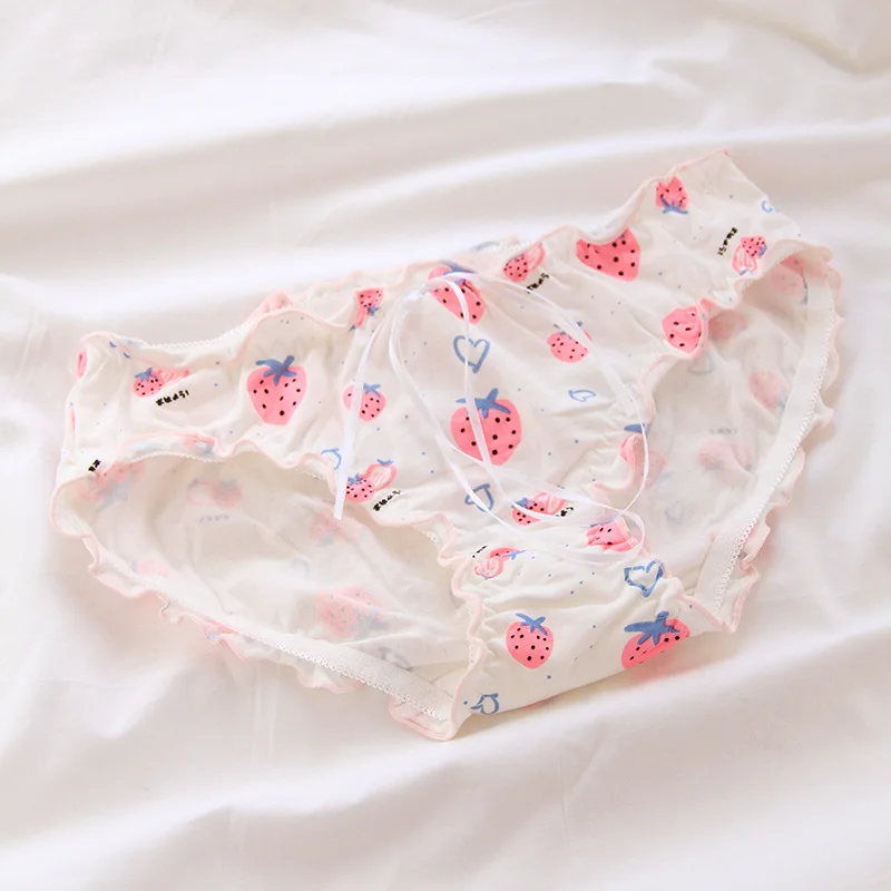 

New Pink Teenage Underwear Strawberry Underpants Young Girl Briefs Comfortable Cotton Panties Kids Underwear A301