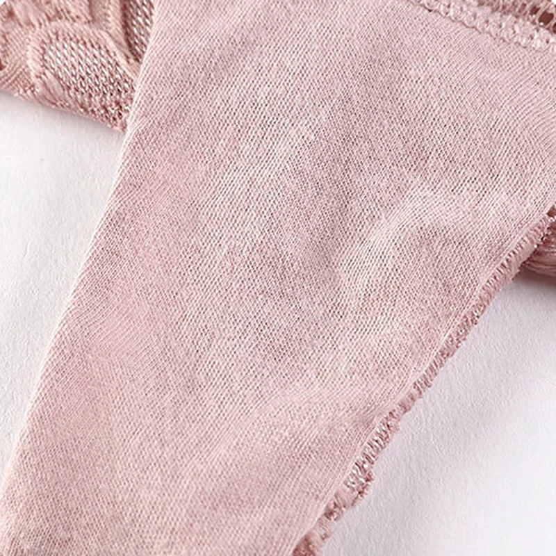 

Sexy Lace Thong Low Waist Lace Transparent Panties Women Hollow Out Breathable G String Briefs Bow Underwear Lingerie