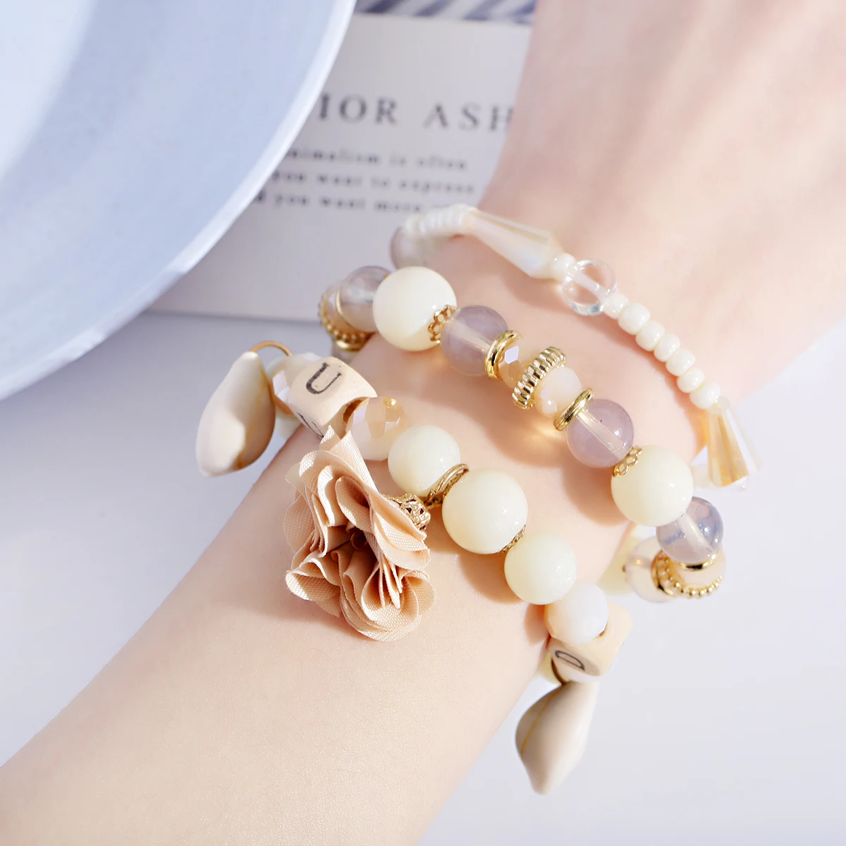 

3pcs/Lot Flower Shell Charm Bracelets For Womens Accessories Beaded Bracelets And Bangles Rose Avatar Personality Pulseras Gift