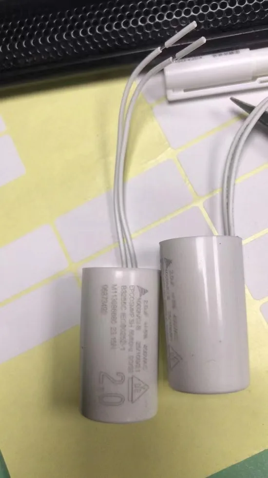 

100% New and original 8PCS MD MKP 2.5UF 400VAC