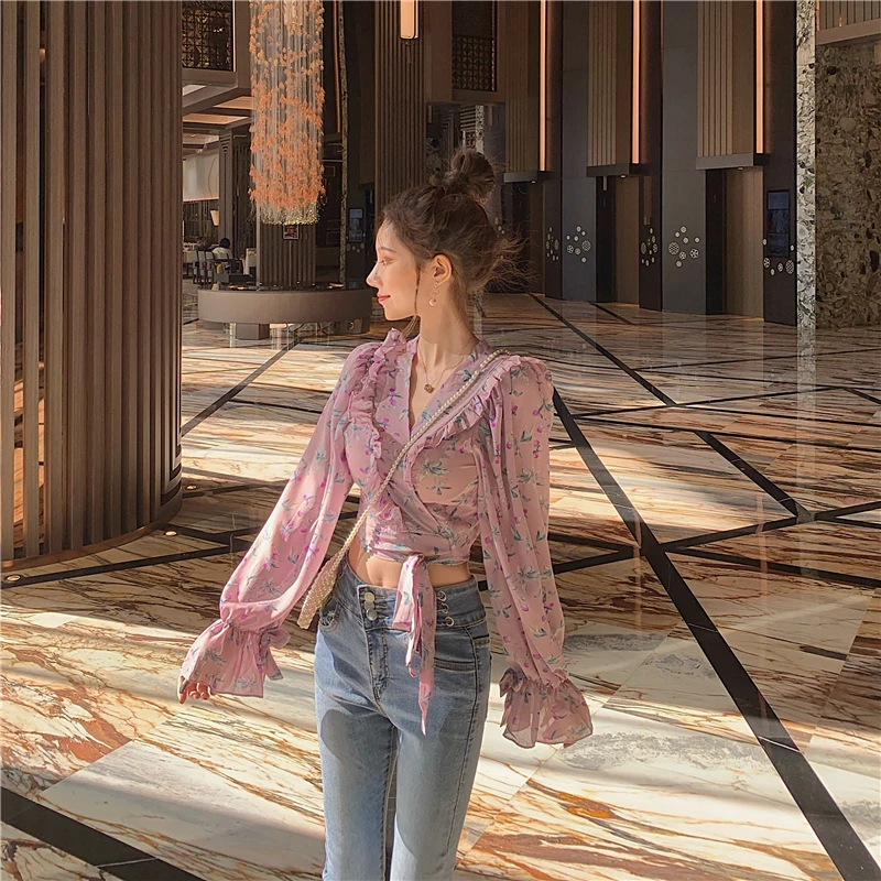 Summer Women Deep V-neck Lantern Sleeve Chiffon Blouses Sexy Ladies Streetwear Retro Floral Shirts Female Tops 2020 bowknot tops