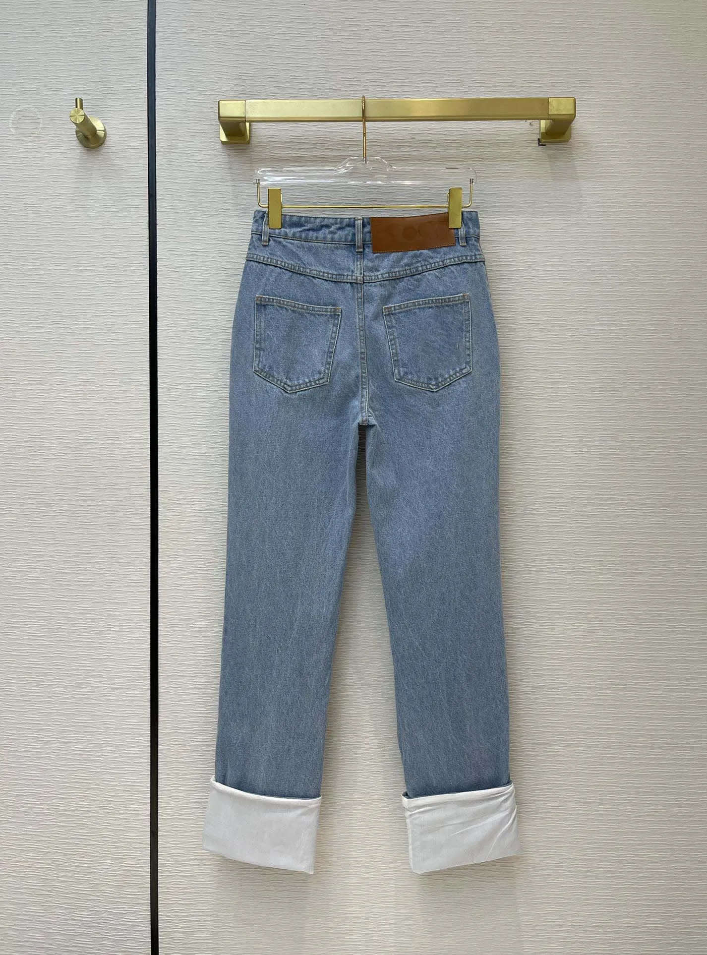 Женские джинсовые брюки синие с высокой талией прямые отворотом мультяшной