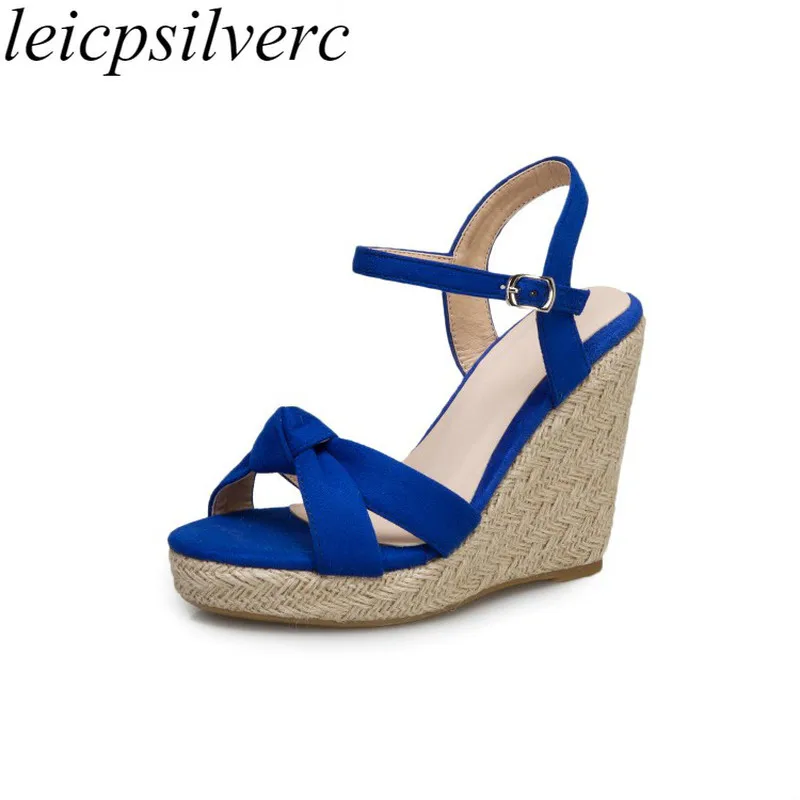 Женские сандалии на очень высоком каблуке пляжная обувь из флока с открытым