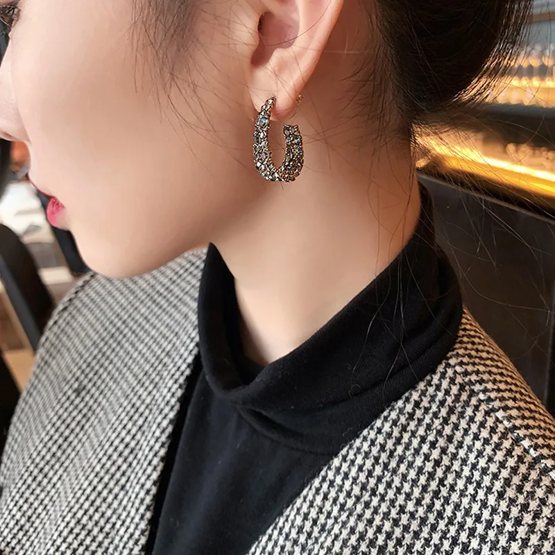 

2020 sale new round fashion gold luxry design earrings for baroque party exaggerated water drill