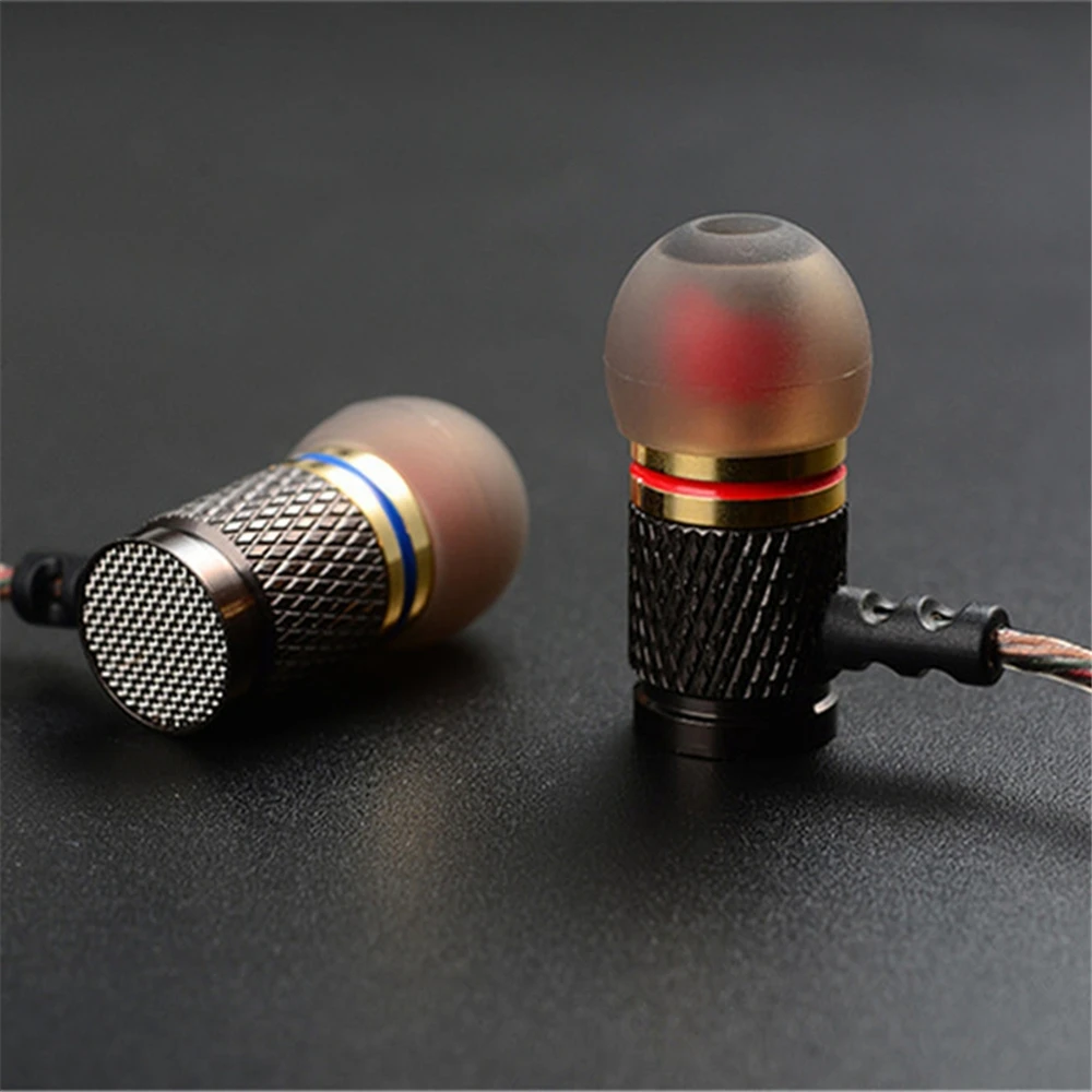 

QKZ DM6 Professional In Ear Earphone Metal Heavy Bass Sound Quality Music Earphone China's High-End Brand Headset fone de ouvido