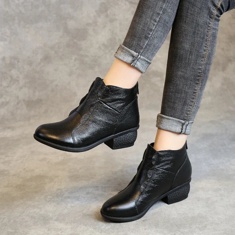 Женские ботинки из натуральной кожи на толстом каблуке | Обувь