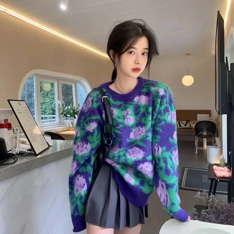 

2021 Korean Autumn Edition Retro Flower Languid Wind Long Sleeve Cover Wearing Sweater Loose Knit Top For Women