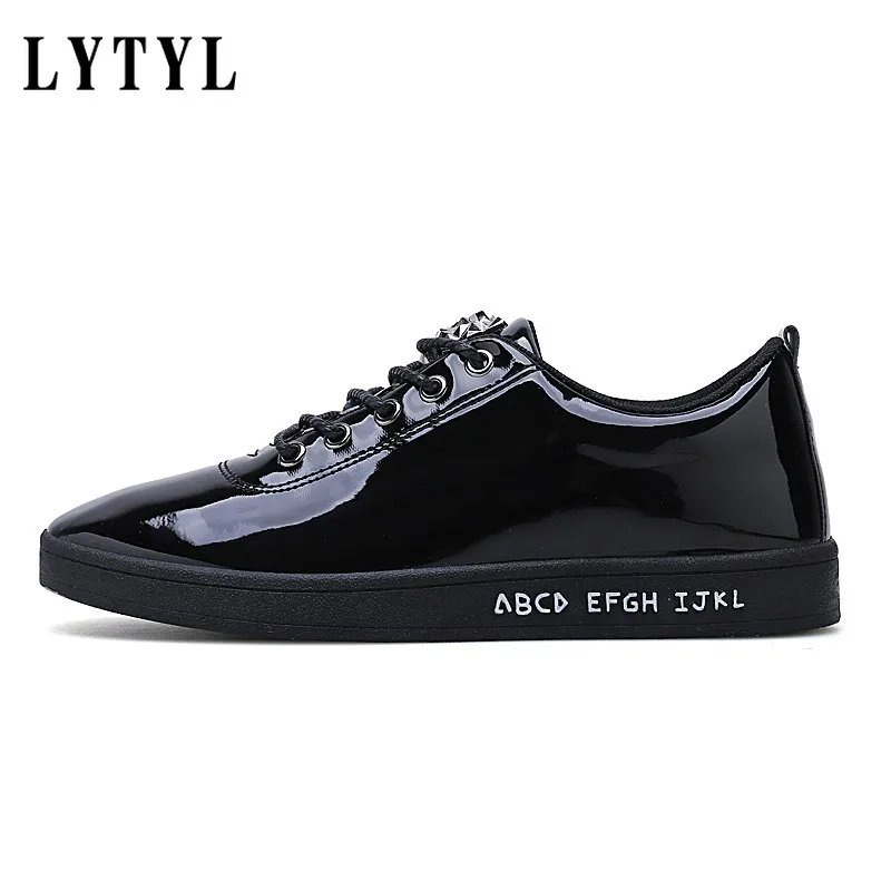 

Men Casual Shoes Leopard Patent Leather Sneakers Men Sport Running Skate Flat Shoes Lace-up Loafers Footwear Male B20-189