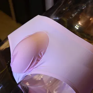 Сексуальные мужские Бесшовные обтягивающие трусики из ледяного шелка, женские трусики с выпуклым мешочком, дышащее нижнее белье, нижнее белье