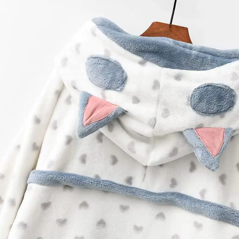 Теплая фланелевая ночная рубашка хорошего качества на осень и зиму домашняя