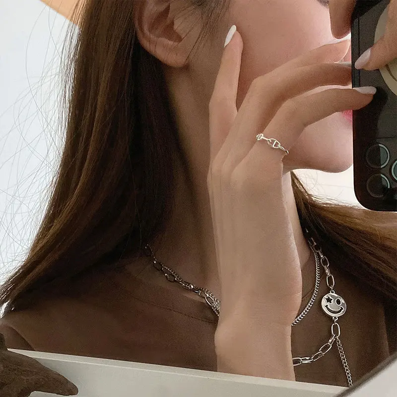 Женское кольцо в виде ноздрей из серебра 925 пробы | Украшения и аксессуары