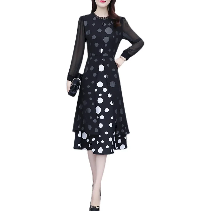 

COIGARSAM 4XL Plus Size Polka Dot Women dress New Dresses Black And White 7183