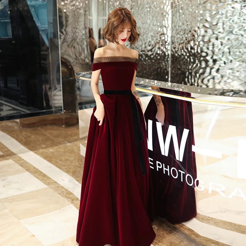 

Velvet Burgundy Party Dresses 2020 Off the Shoulder Princess Ball Gown Long Gowns Long Train Vestido de Fiesta