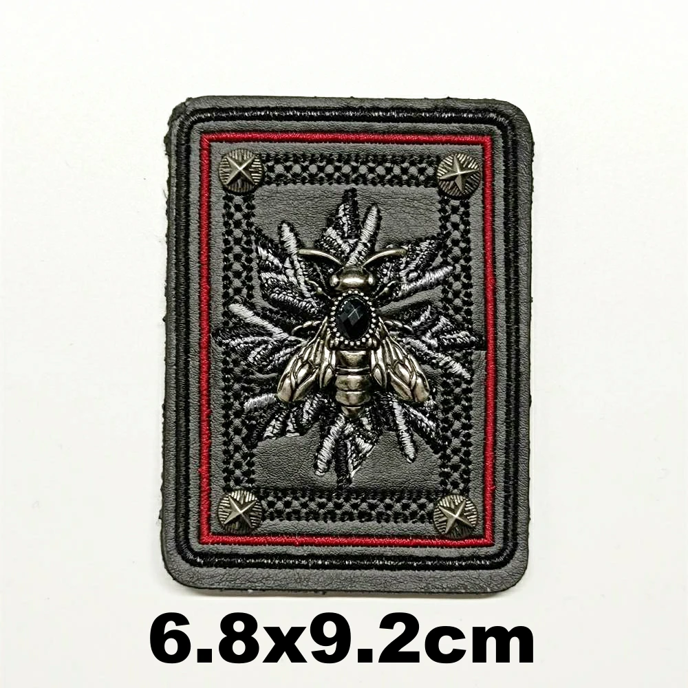 

Garment accessory embroidery metal black flower bee leaf embroideried patches for clothing PA-3208