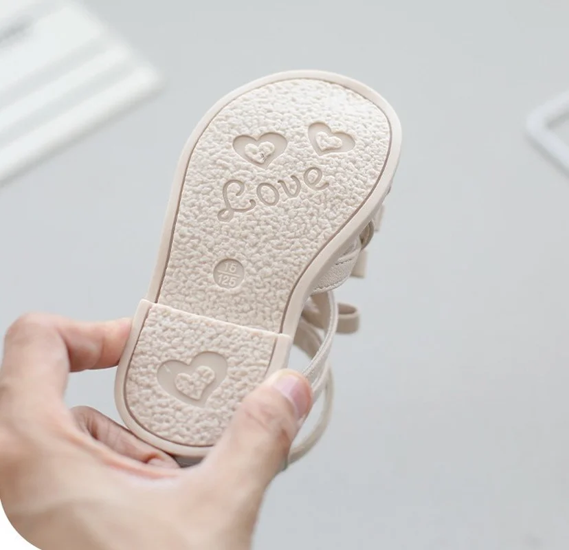 

2021 Summer New Super Fiber Leather Baby Girl ROMAN SANDALS Princess First Walking Shoes Girls Flats Shoes Solid Color