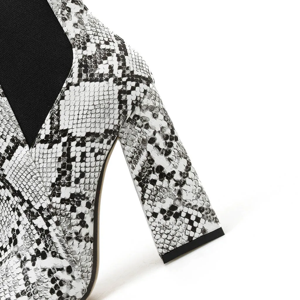 Новинка женские ботильоны со змеиным принтом обувь с острым носком на молнии