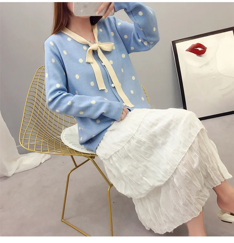 Свитер женский вязаный с v-образным вырезом в горошек бантом 6575 50 |