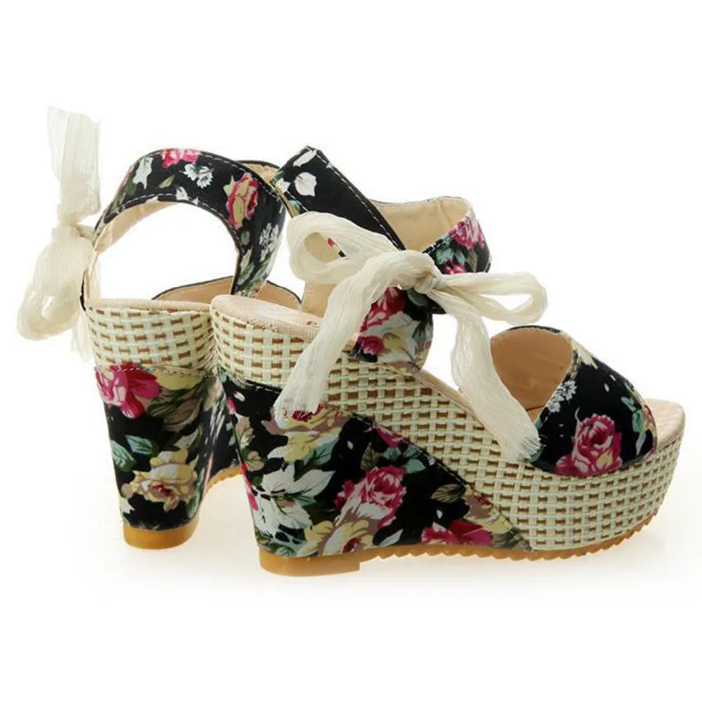 Женская обувь коллекция 2020 года сезон лето Новинка милые босоножки на танкетке с