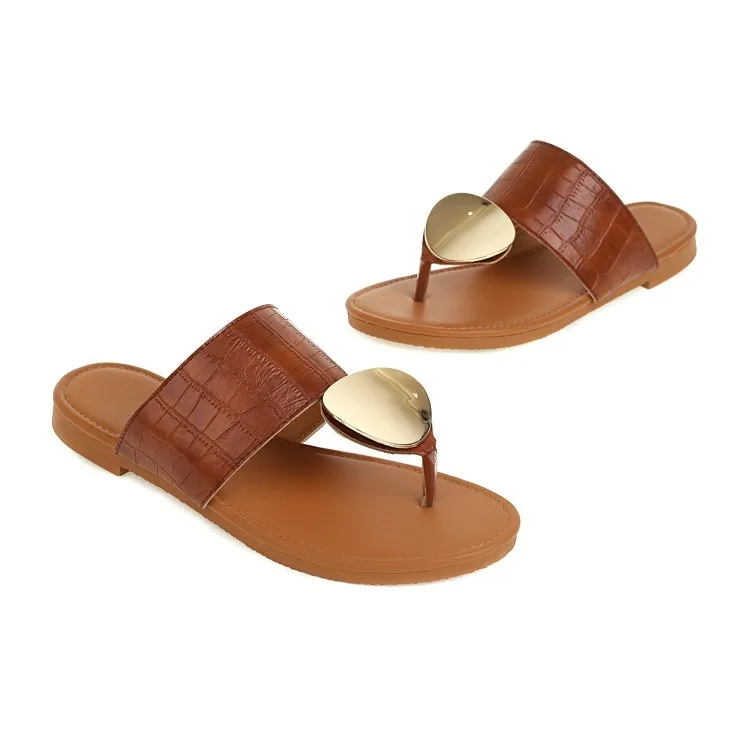 

2021 Fashion Slippers Summer Women Shoes Brown Flat Heel Metal Thong Sandals Female Casual Flip Flops Ladies Outside Daily Shoes